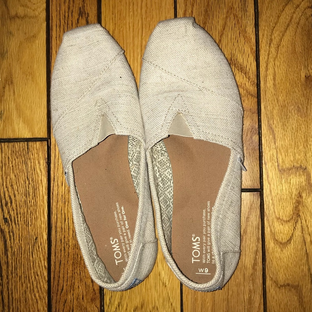 Toms Women’s burlap shoes